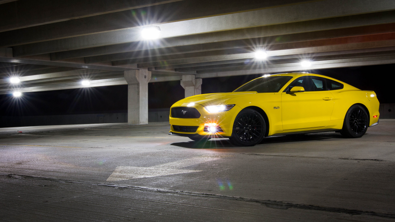Illustration for article titled I Can’t Decide Between A New Ford Mustang GT Or An Old Boss 302